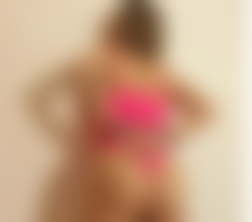 Escorts Merseyside Liverpool - Photos for New here call me now! Hot and sexy curby lady